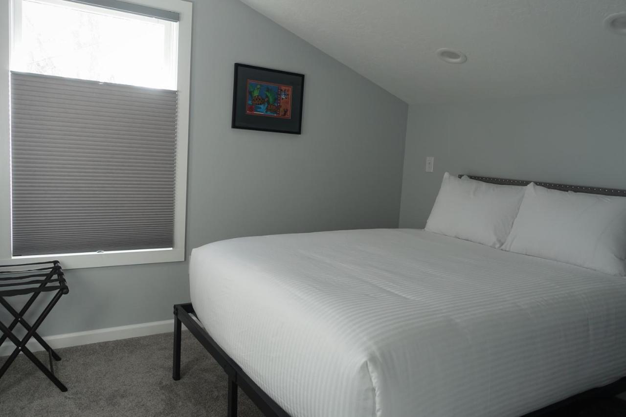 The Lilly Pad Brand New In Hyde Park! Pet Friendly, Fully Fenced Yard, Walking Distance To Hyde Park Shops, And Dining And Camel'S Back Park Leilighet Boise Eksteriør bilde